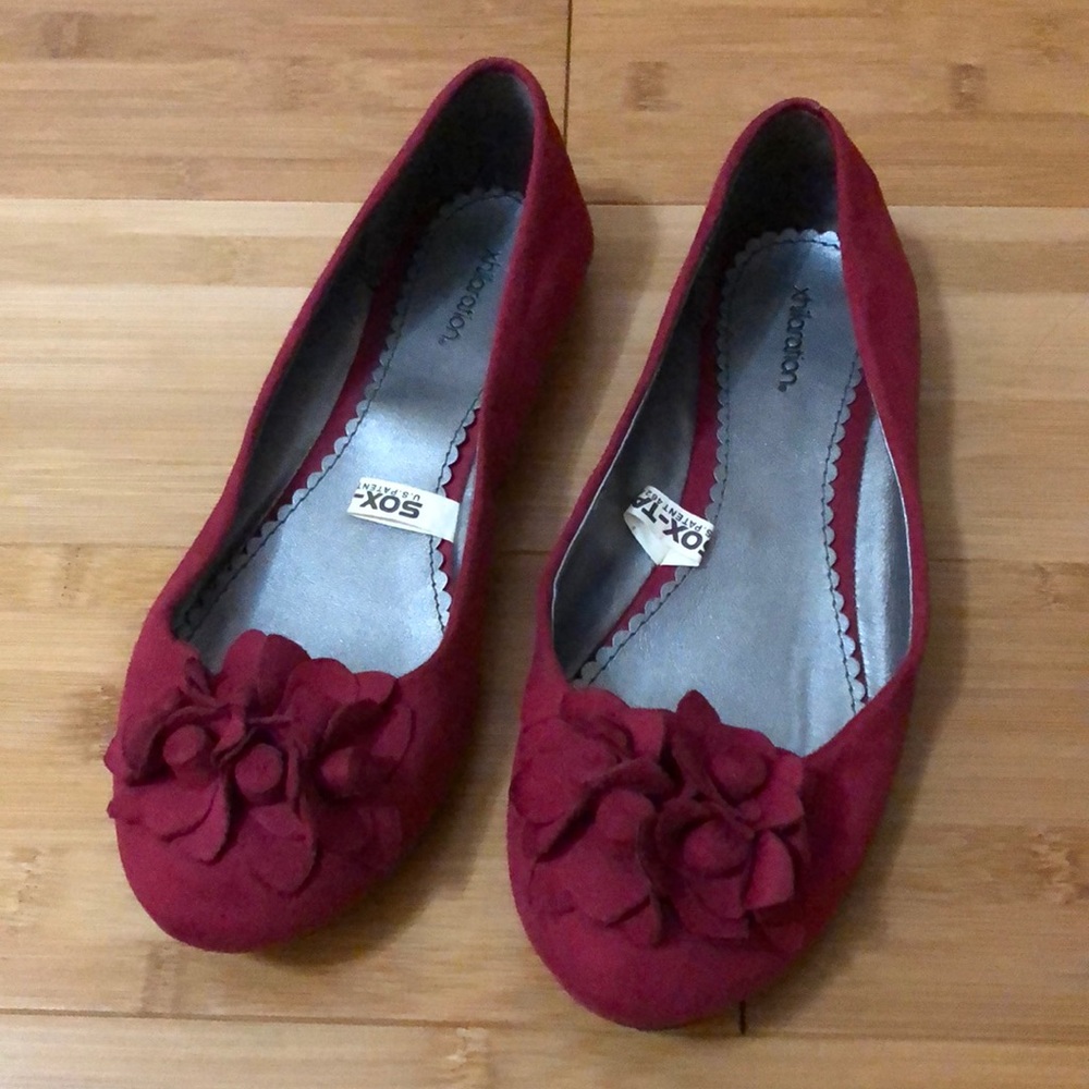 Flats with design